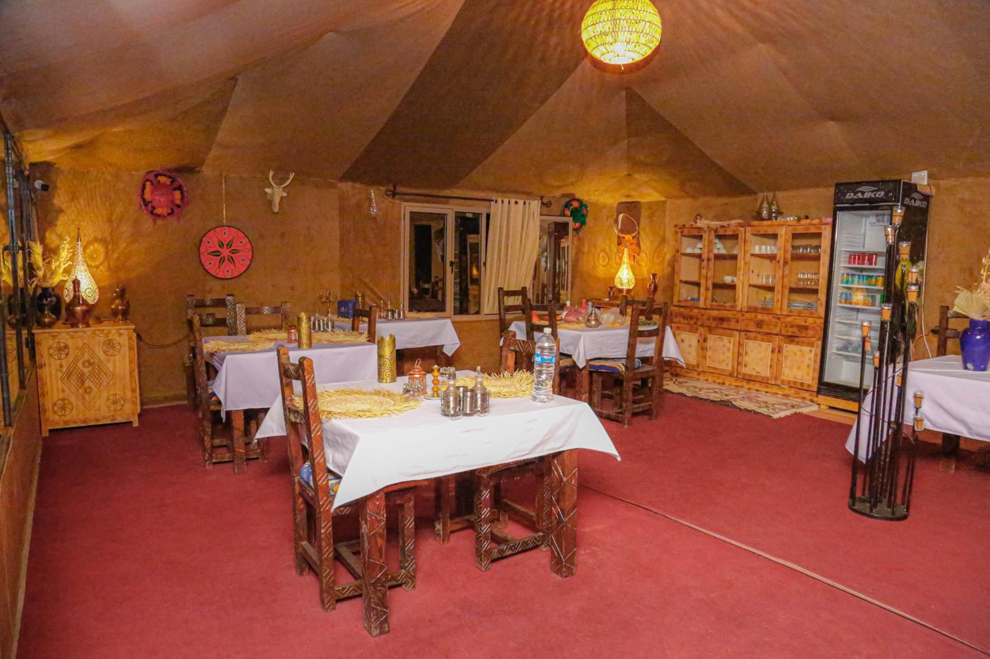Salambo Tente Merzouga Exteriér fotografie